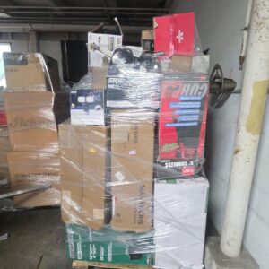 Mixed Retailer Pallet With Tools from A&E Pallet Sales
