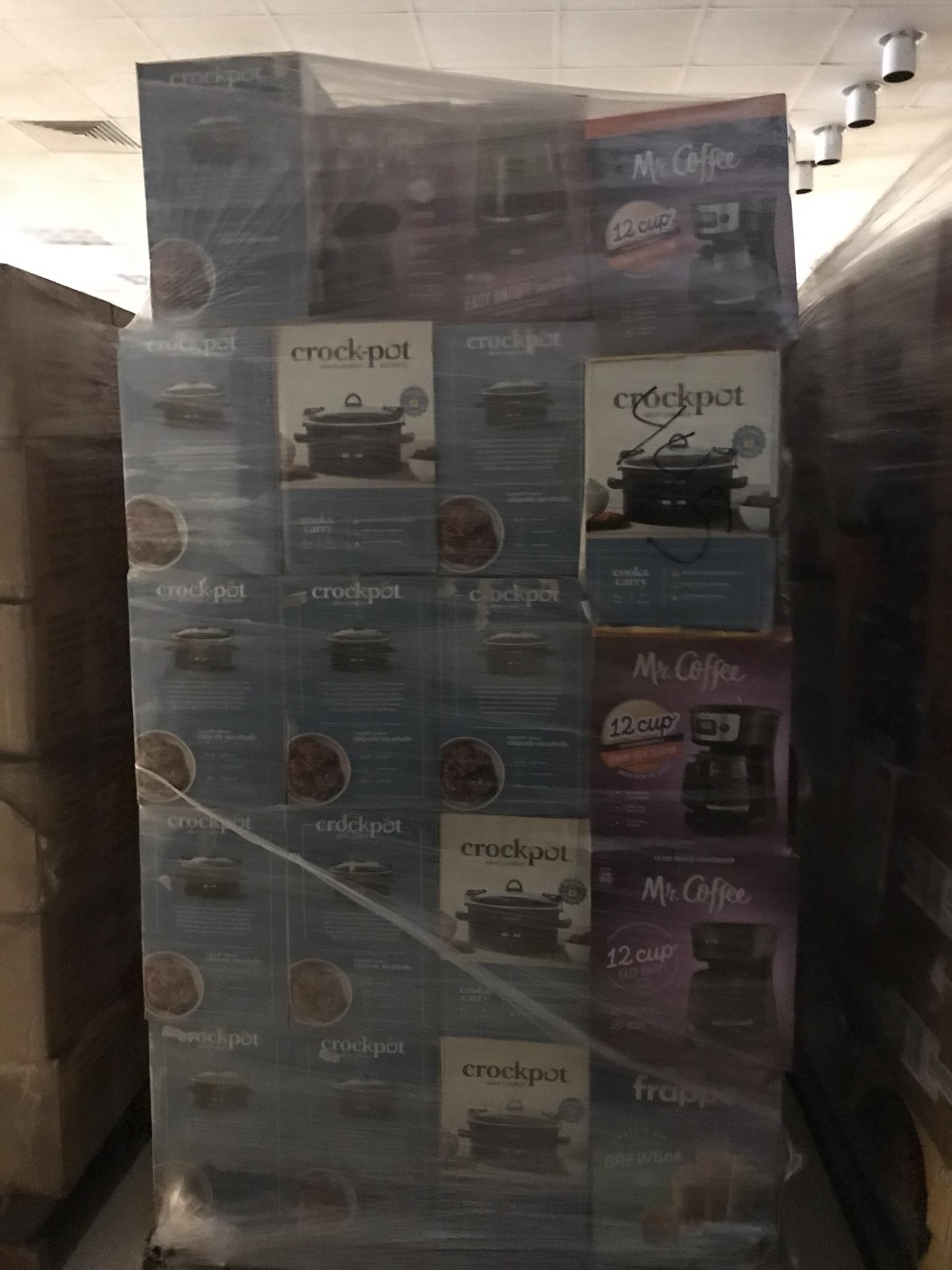 434169455_10232480570260994_7191155636582005862_n-1 Walmart Small Appliance Truckload from A&E Pallet Sales