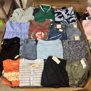 Target Women's Clothing Pallet from A&E Pallet Sales, image 2