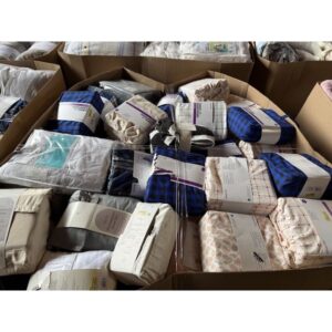 Target Bedding Truckload from A&E Pallet Sales, image 2
