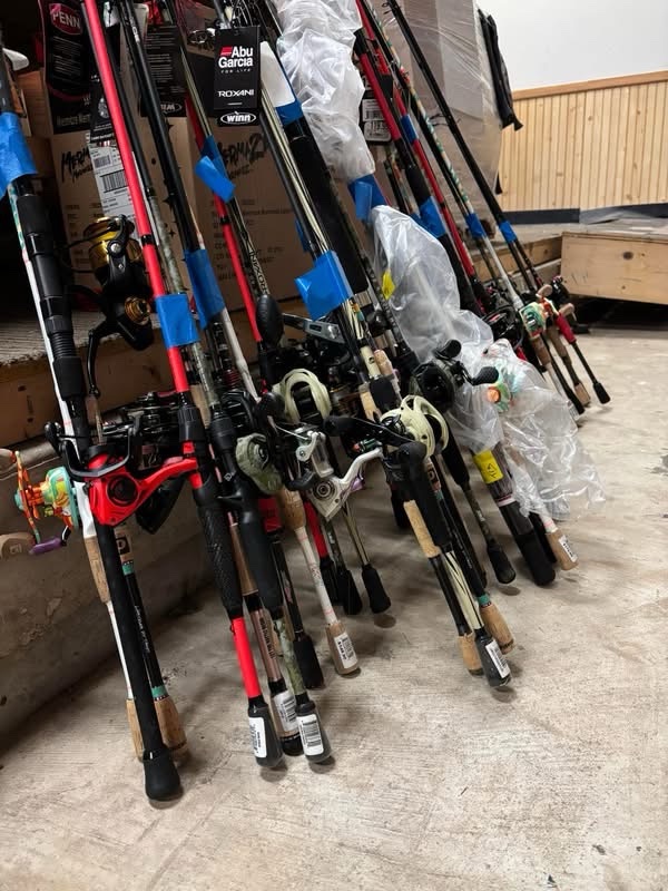 img_0425 Fishing Tackle Liquidation Pallet from A&E Pallet Sales, image 4