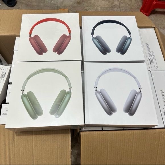 img_0471-2 AirPods Max Liquidation Pallet from A&E Pallet Sales
