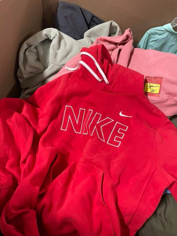img_1820-1 Nike Clothing Pallet | 1 from A&E Pallet Sales