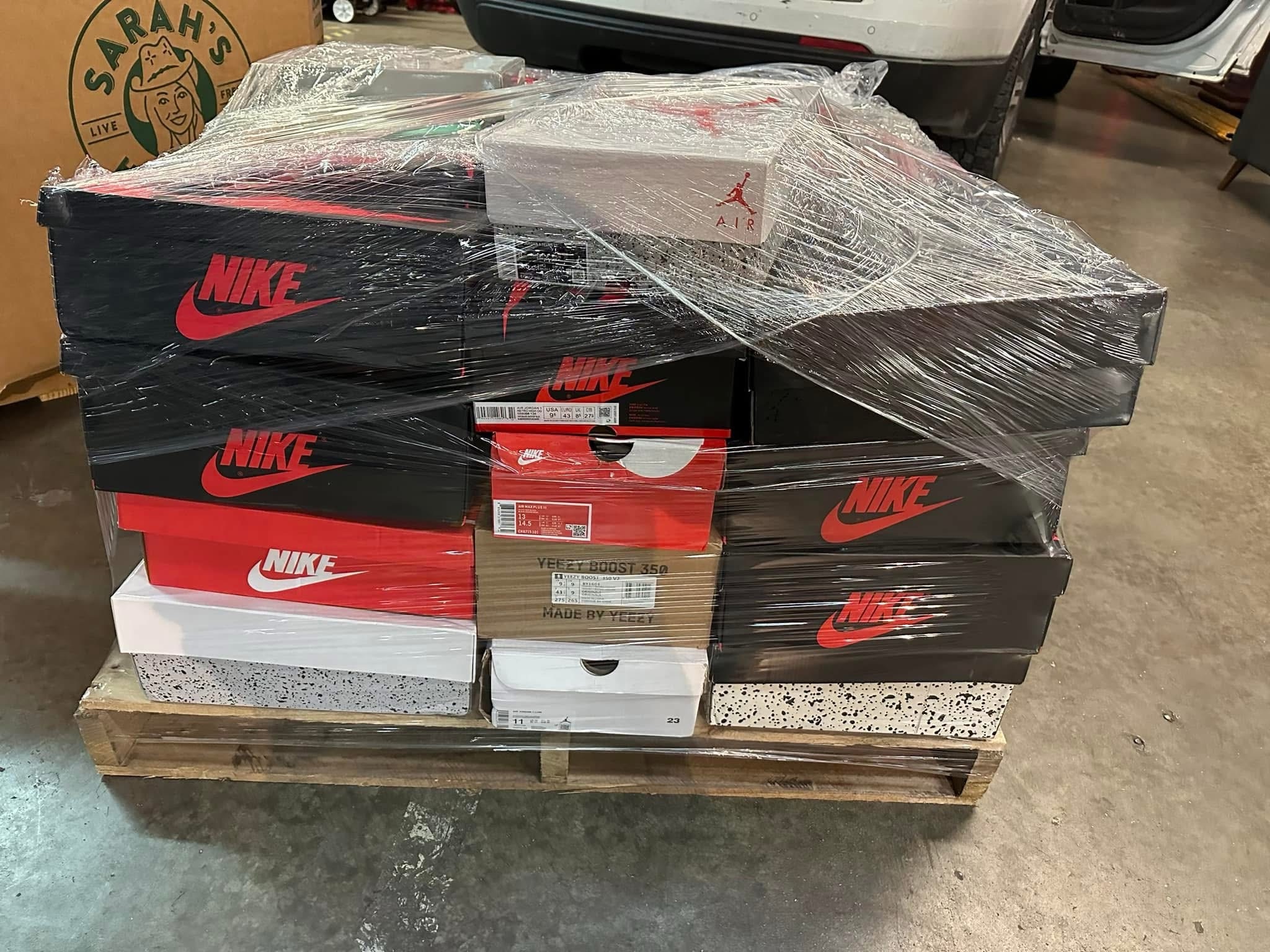 img_4240-1 Wholesale Sneakers Pallet from A&E Pallet Sales, image 2