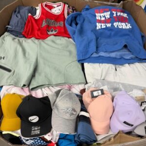 DSG Clothing Pallet | 900-Piece Dick's Sporting Goods from A&E Pallet Sales