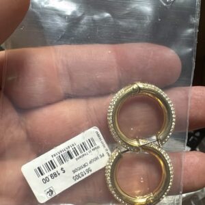 Amazon Jewelry Pallet from A&E Pallet Sales, image 4