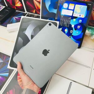 Pallet of Assorted iPads from A&E Pallet Sales