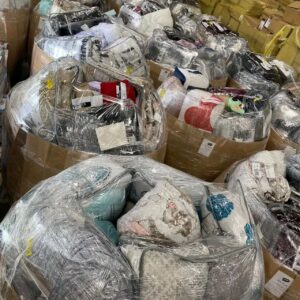 Bedding Items Wholesale Pallet from A&E Pallet Sales