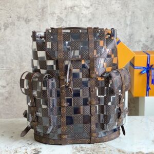 Designer Luxury Backpack Pallet from A&E Pallet Sales, image 2