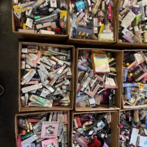 Makeup Liquidation Pallets from A&E Pallet Sales, image 2