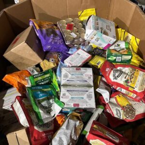 Wholesale Cat Food Pallet - 45 Bags of Overstock for Resale