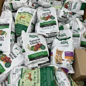 Wholesale Cat Food Pallet - 45 Bags of Overstock for Resale from A&E Pallet Sales, image 2