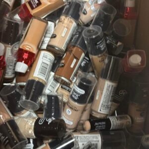 100-Unit Mixed Cosmetic Pallet: Brand-Name Makeup & Beauty Lot