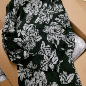 Free People Clothing Pallet from A&E Pallet Sales